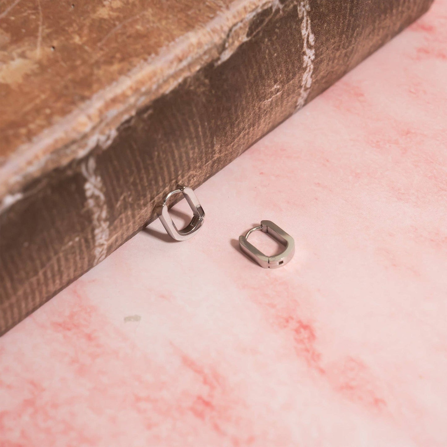 Mini Oval Huggies Earrings