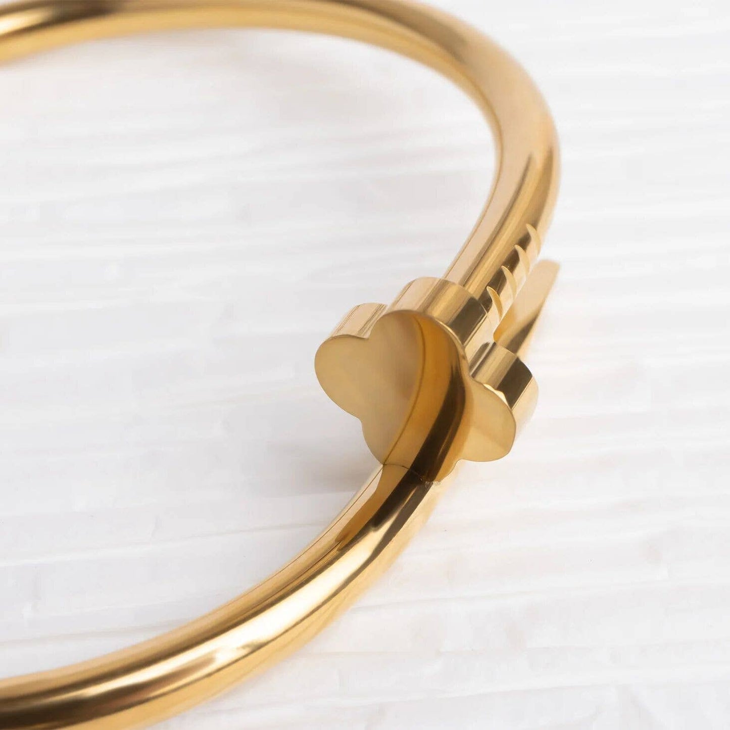 Greer Floral Nail Bangle