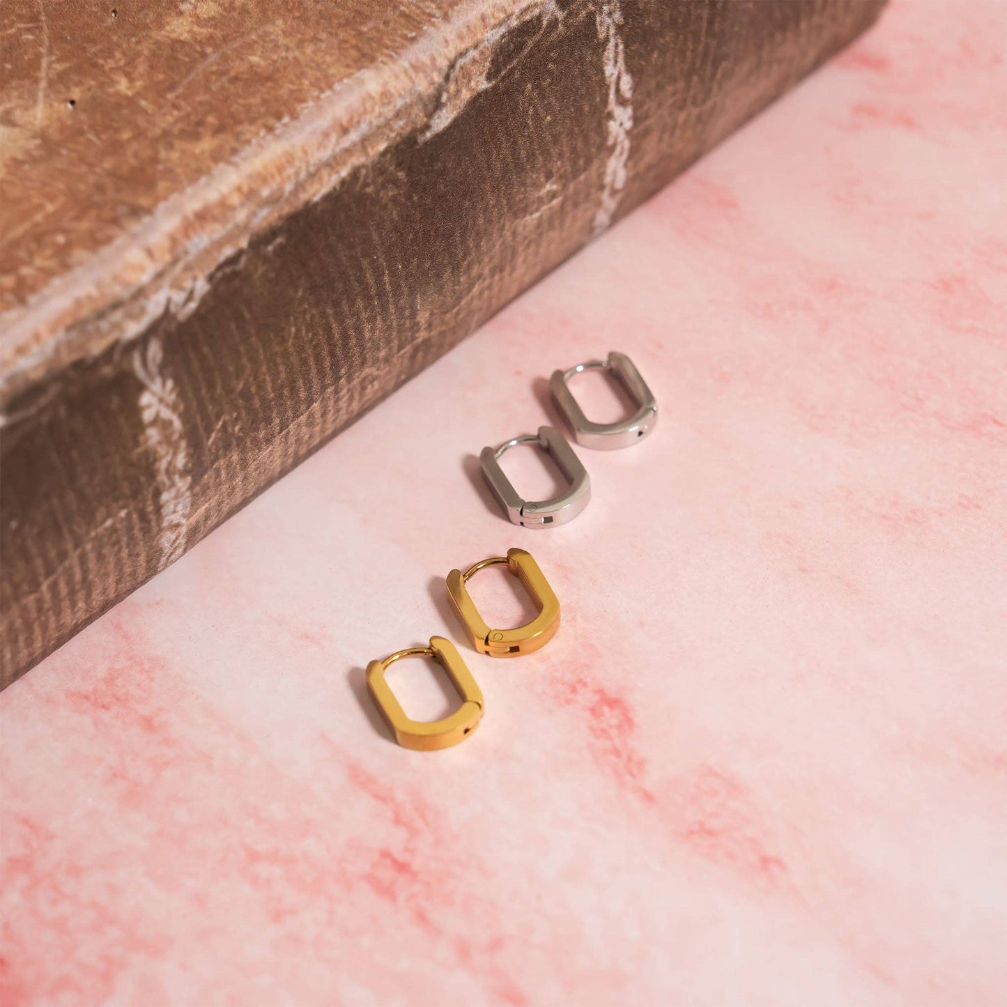 Mini Oval Huggies Earrings